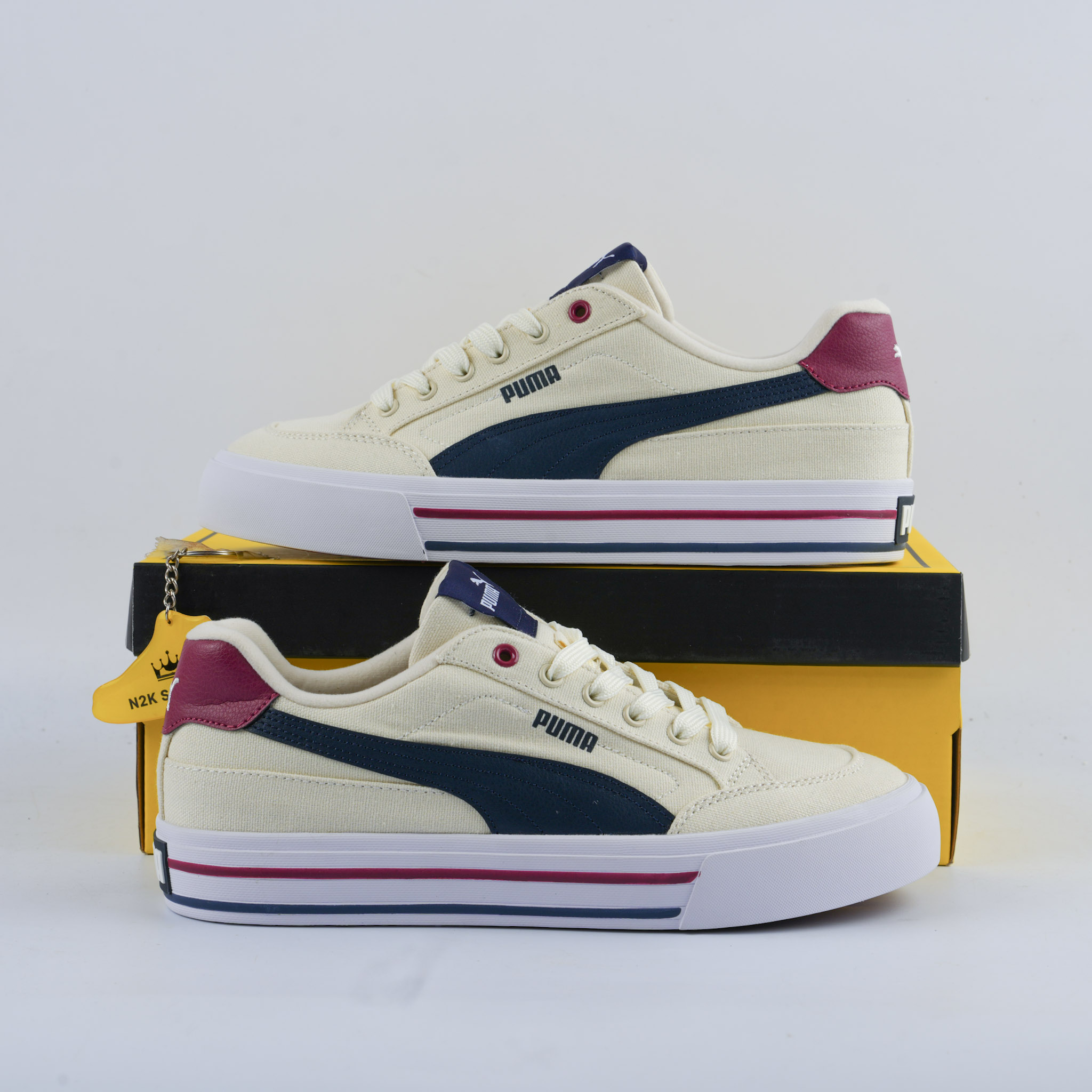 Puma gót đỏ