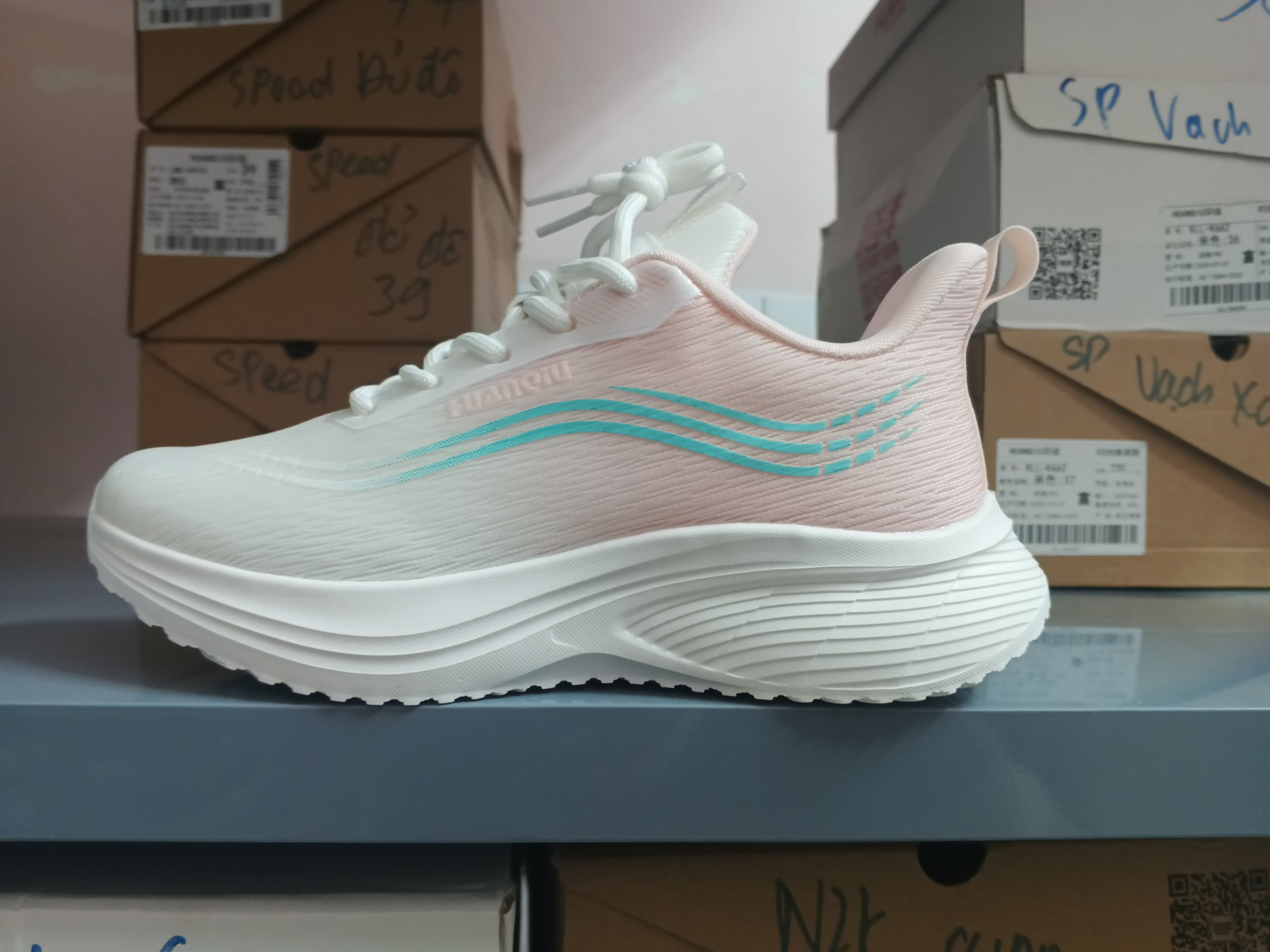 HQ sport hồng xanh