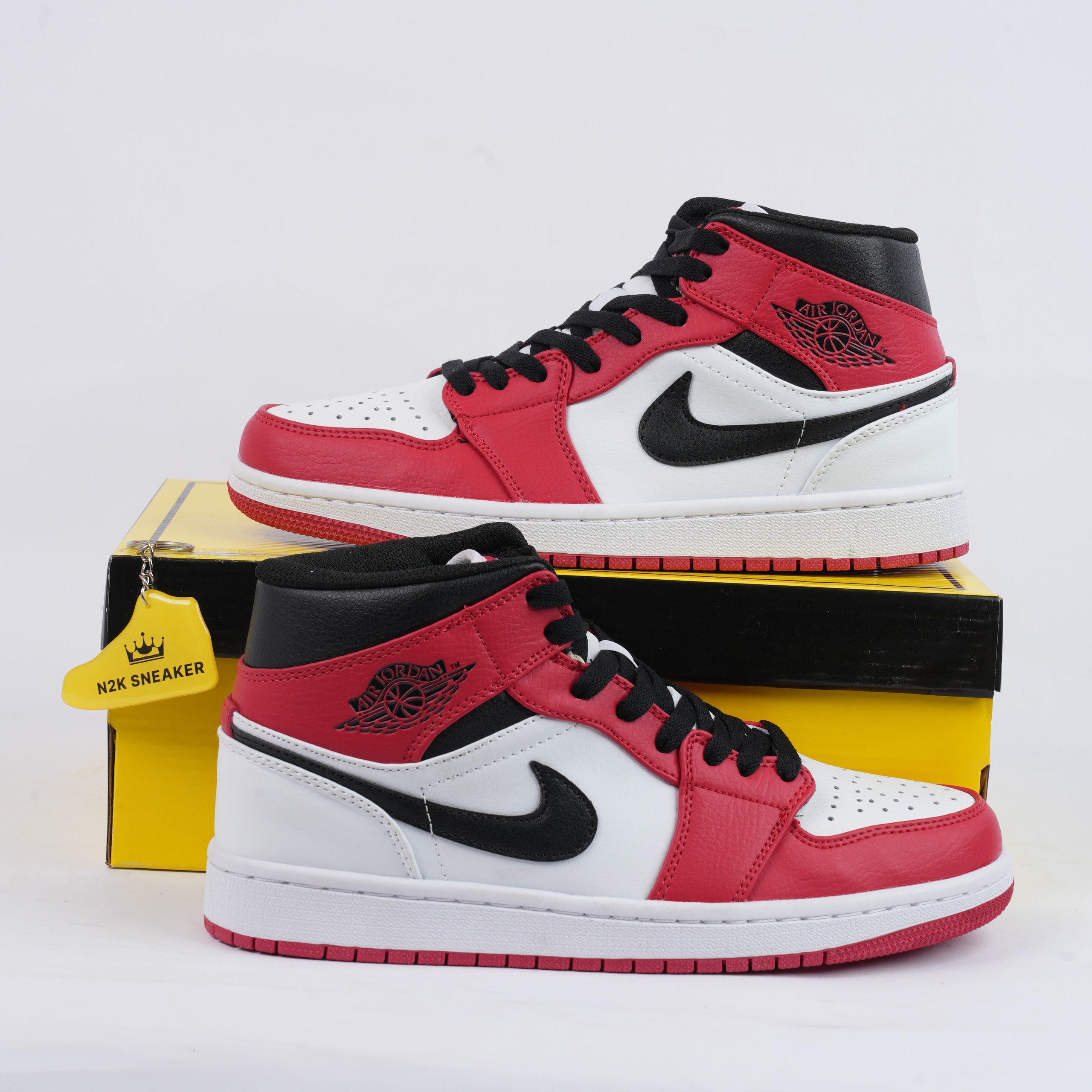 Giày Nike Air Jordan 1 Mid GS Chicago Rep 1:1 - N2K Sneaker